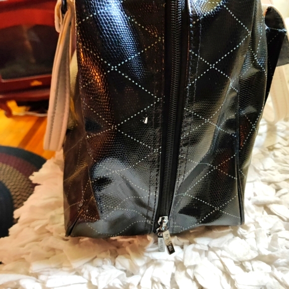 Mary Kay starter bag can be used as an overnight bag or handbag - Picture 5 of 8